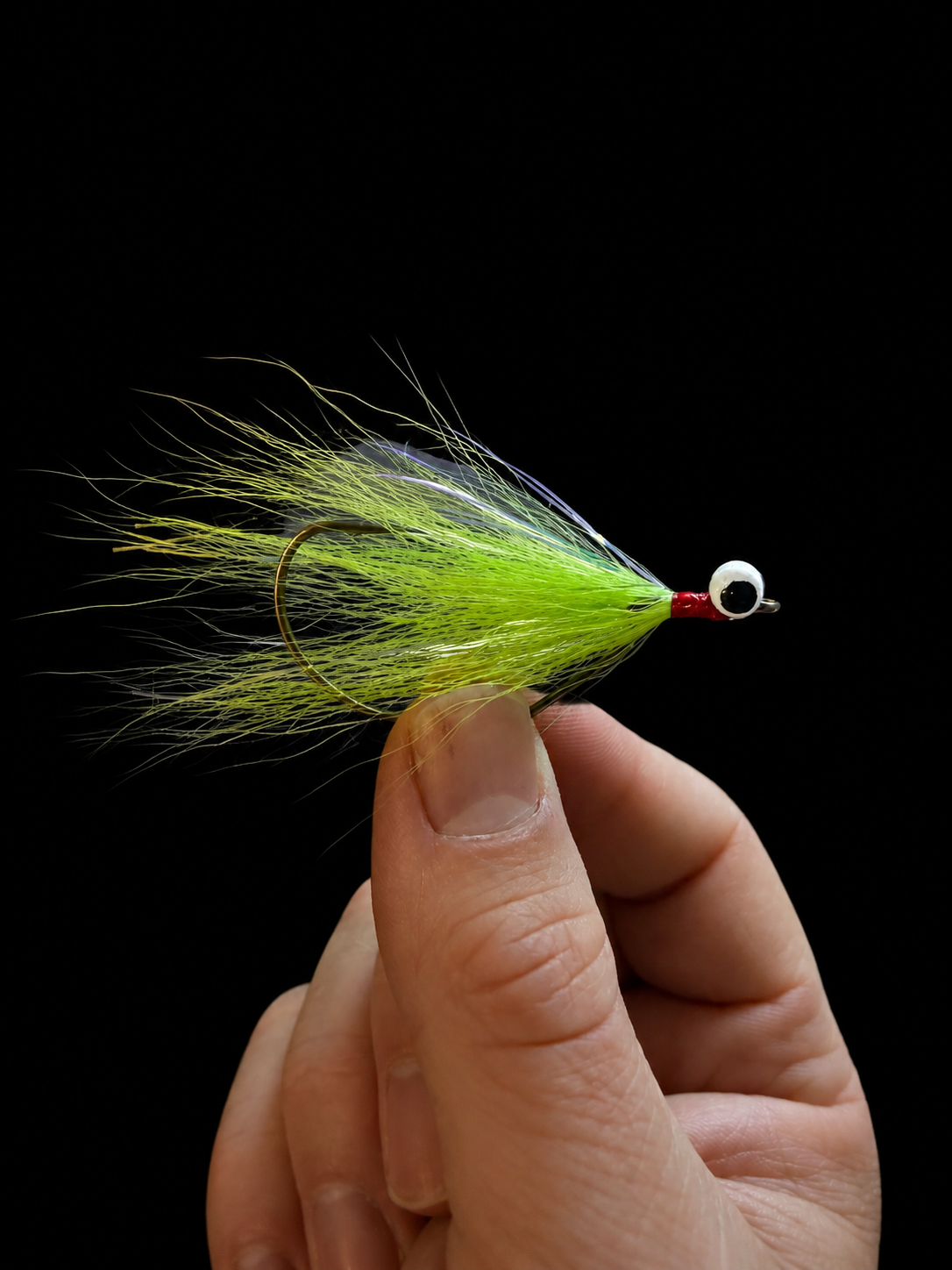 Wide gap Bucktail